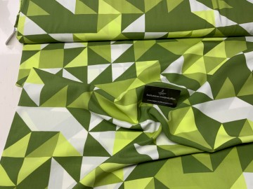 15f5fb0d d074 487b ae50 e6bdda08b663