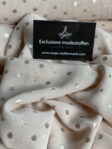 16cf4627 cc29 40d5 8913 23c4f6a96adb