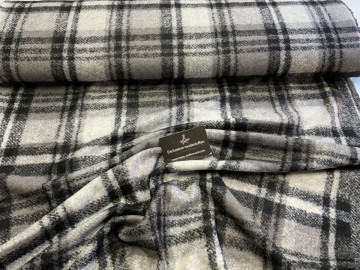 30d973d3 d075 4374 8738 b115dcce1c7f