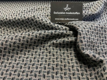 350a2c8e 1908 43f8 9d11 72cb1b1d248a