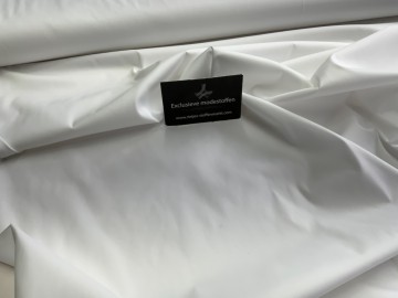 56a539b7 dcee 4bce 979d 27bbb29ccfff