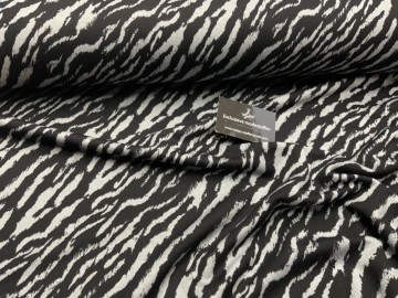 72b3d988 ad24 476b b3e0 50a350e3646e