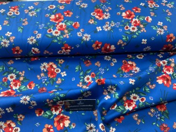 857c7bf2 7565 4378 8220 81c3c70ca795