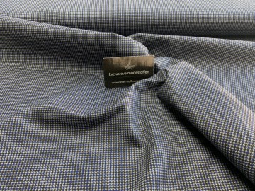 9e326ee6 c334 49d9 89a4 f9d23dff71fa