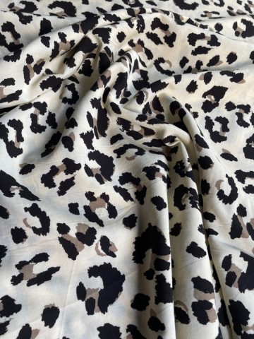 Ee15bdee 809b 4dc8 a257 2ae78a9a7300